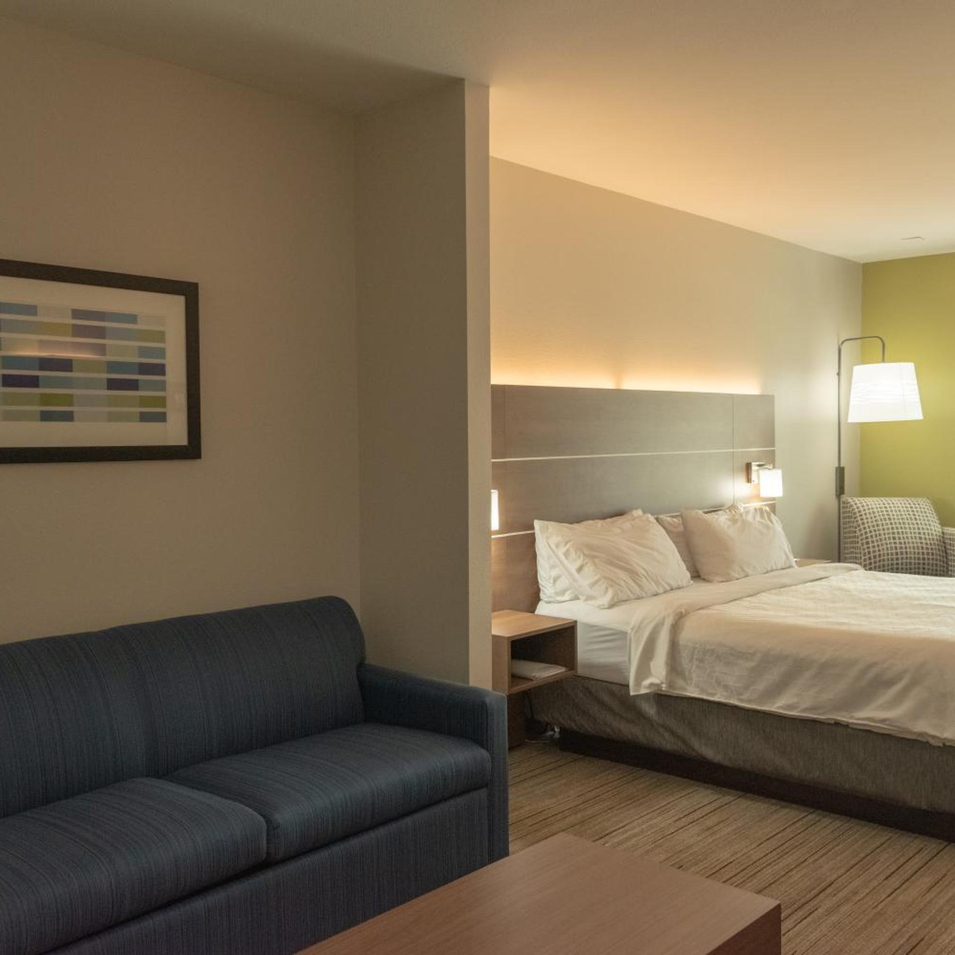 holiday inn express hotel and suites natchitoches by ihg