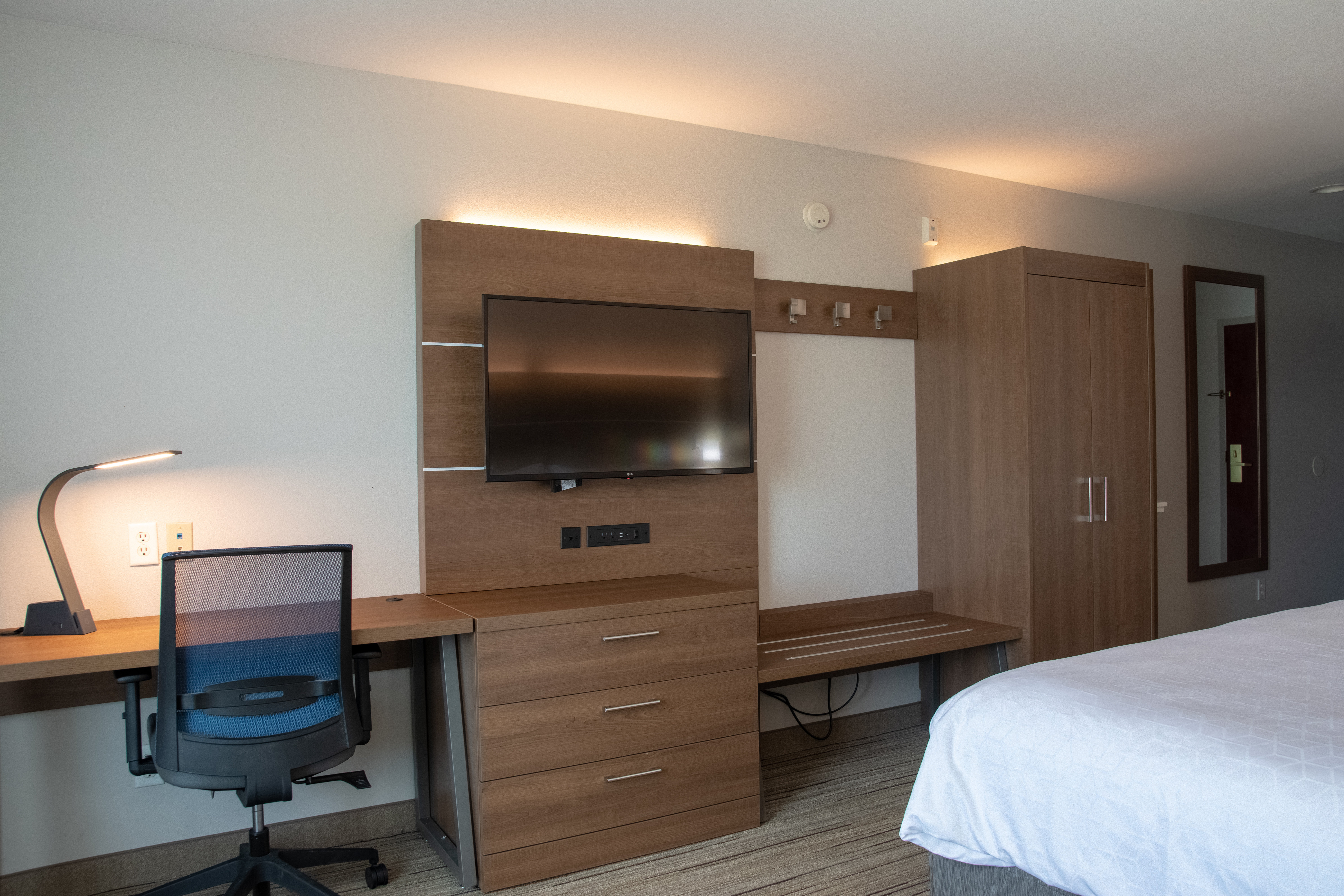 holiday inn express hotel and suites natchitoches by ihg