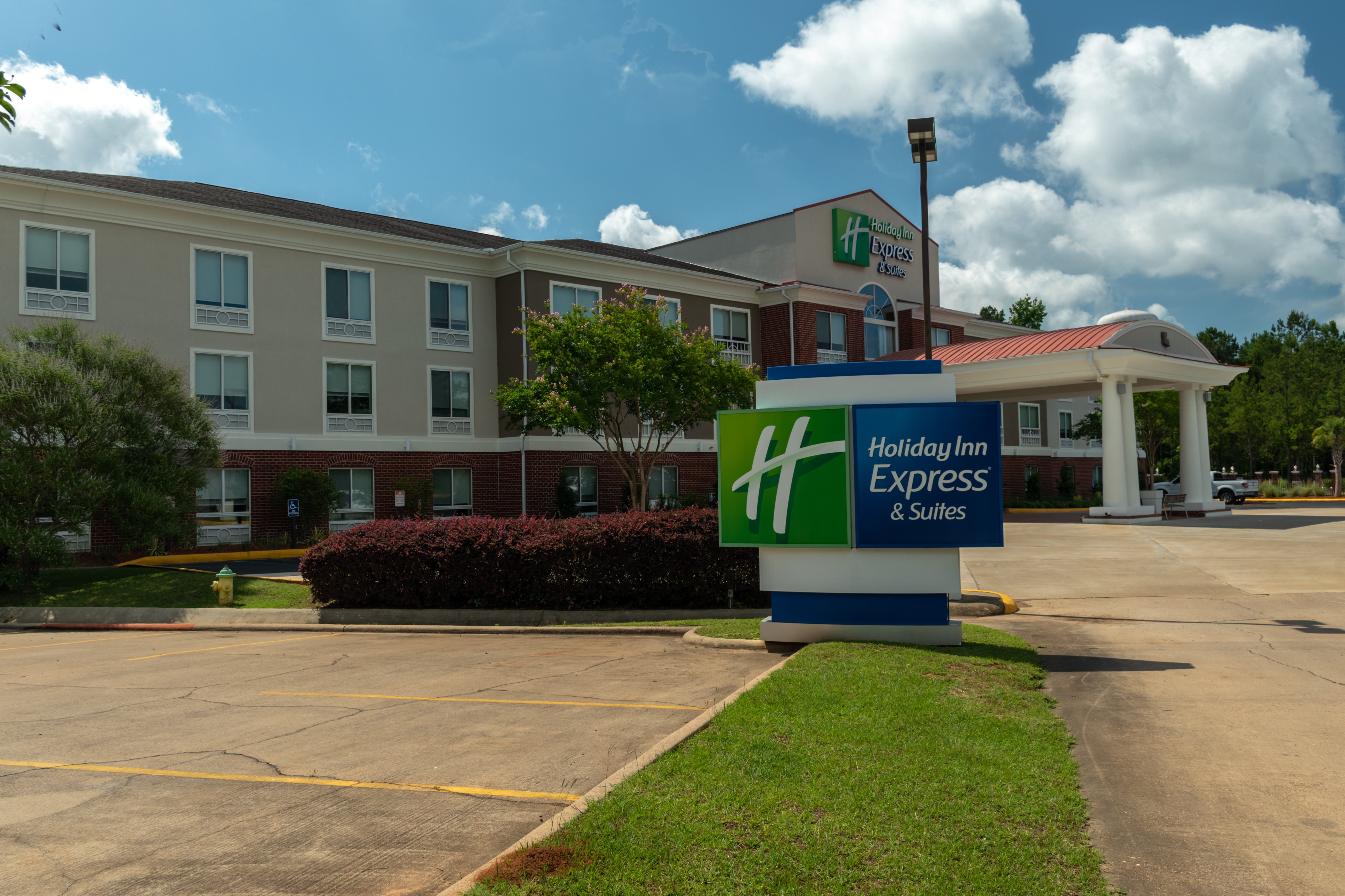 holiday inn express hotel and suites natchitoches by ihg