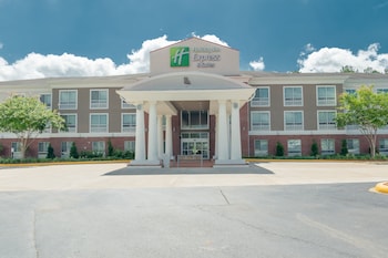 holiday inn express hotel and suites natchitoches by ihg