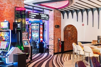 The Landmark Hotel And Casino,,2 star