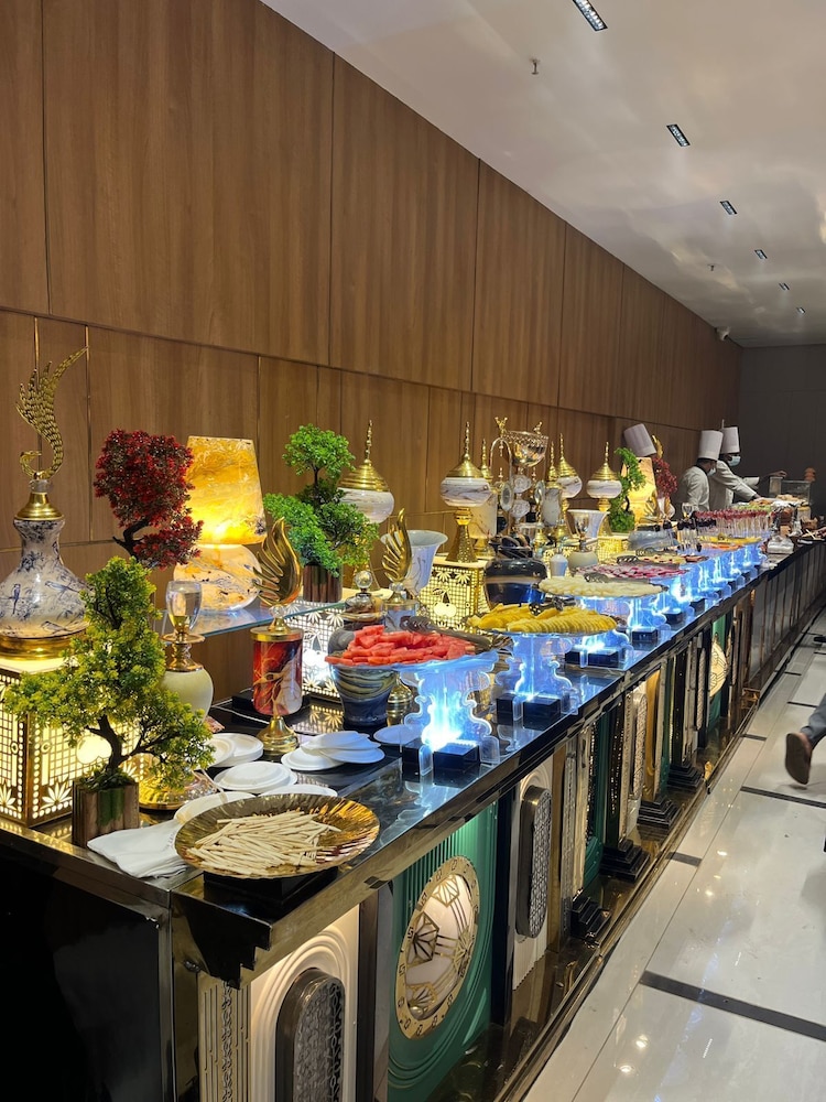 court regalia unit of s and g festivities