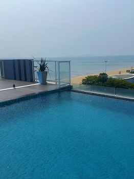 neo sea view condo