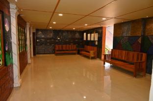 benzy palace resort