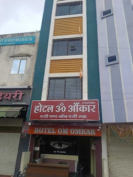 hotel om omkar