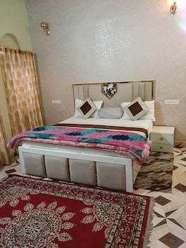 hotel shivanand by grb