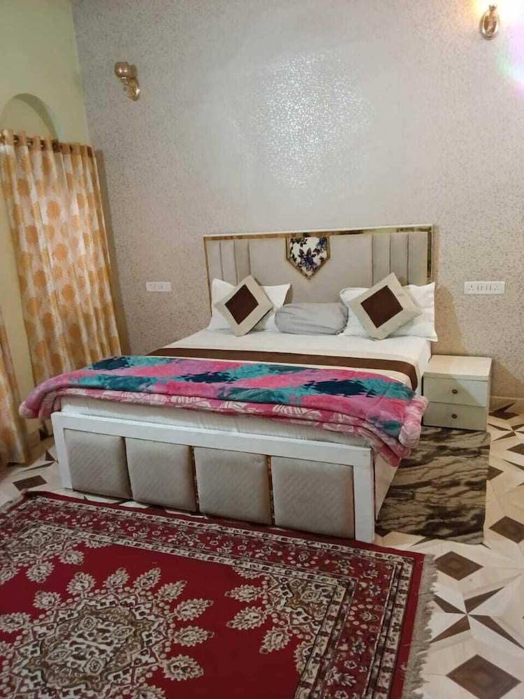 hotel shivanand by grb