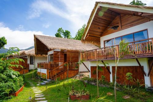 ten moons sunset villas