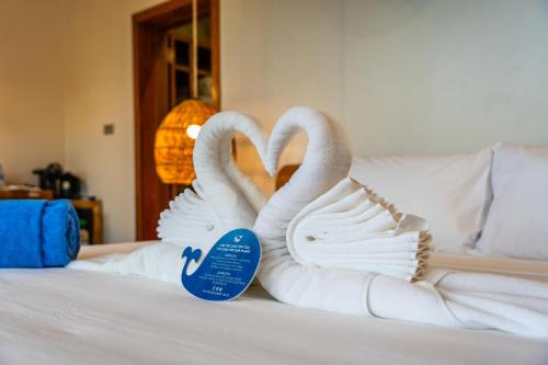 ten moons sunset villas