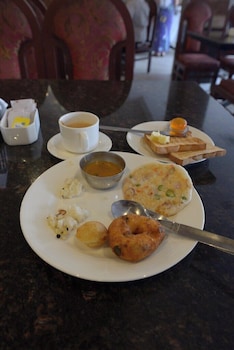 hotel delight in by grb