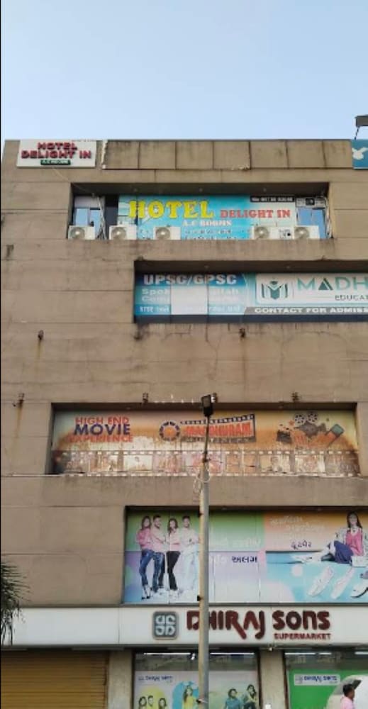 hotel delight in by grb