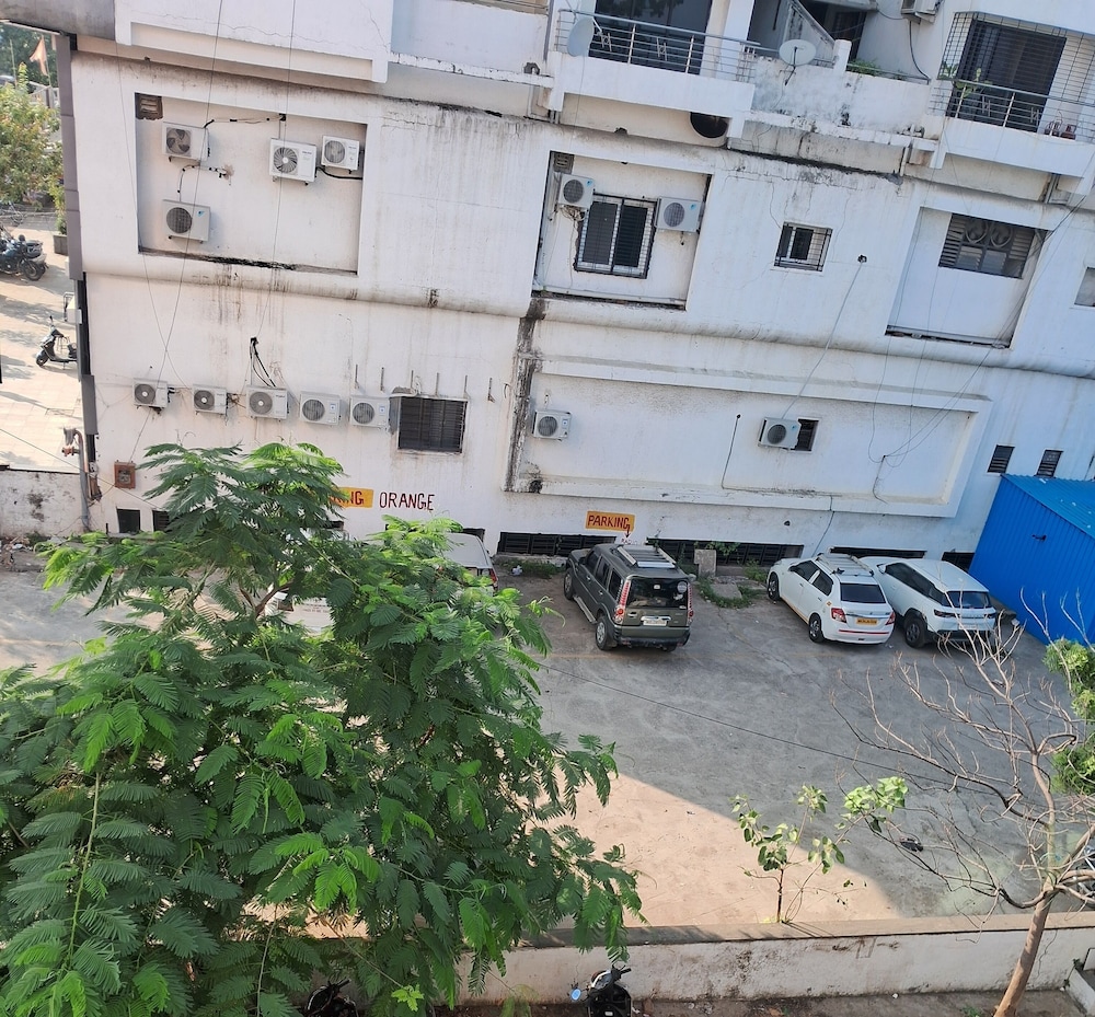 hotel shivas inn