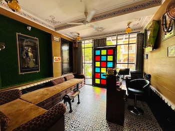 hotel ambika chirwa house