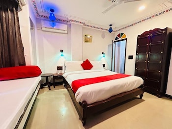 hotel ambika chirwa house