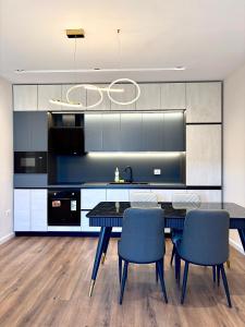 blue boutique apartments 2