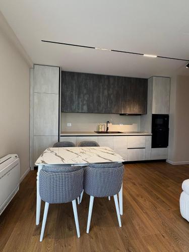 blue boutique apartments 2