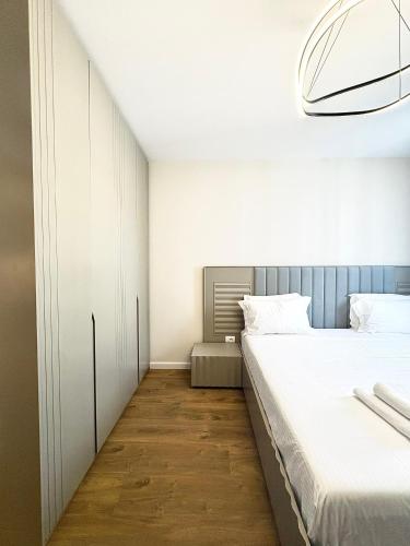 blue boutique apartments 2