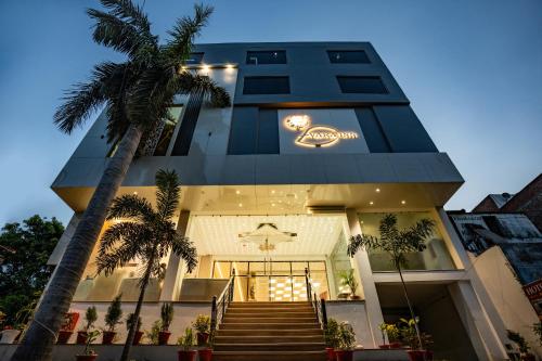 Hotel Evara Inn,,4 star