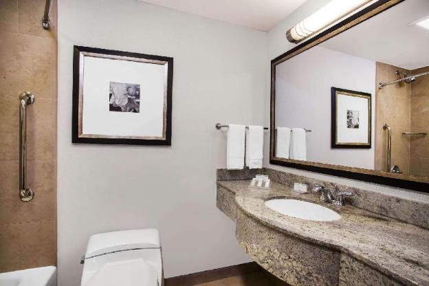 hilton garden inn new york west 35th street