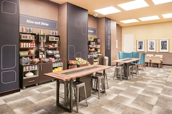 hilton garden inn new york west 35th street