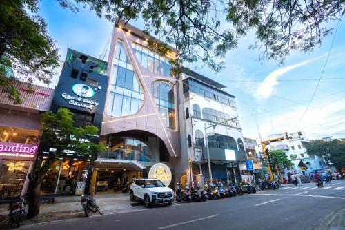 le majestic business class hotel