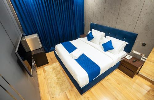 le majestic business class hotel