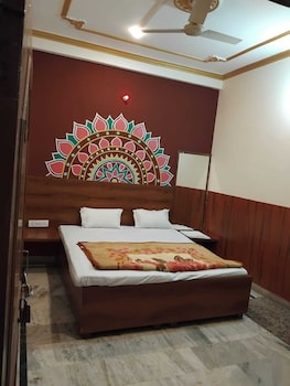 rudra hotel