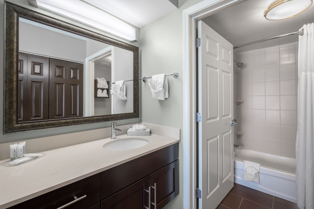 staybridge suites wilmington newark by ihg