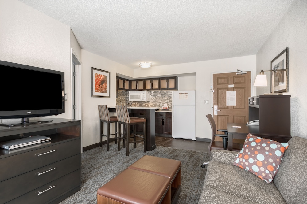staybridge suites wilmington newark by ihg
