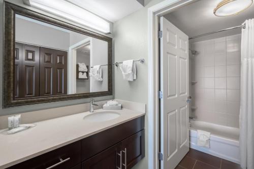 staybridge suites wilmington newark by ihg