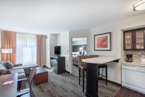 staybridge suites wilmington newark by ihg
