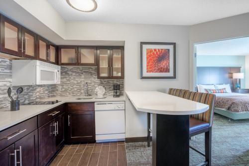staybridge suites wilmington newark by ihg