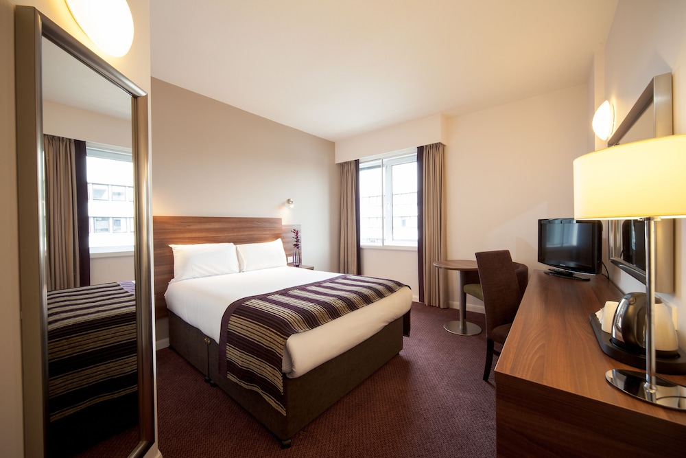 leonardo hotel newcastle