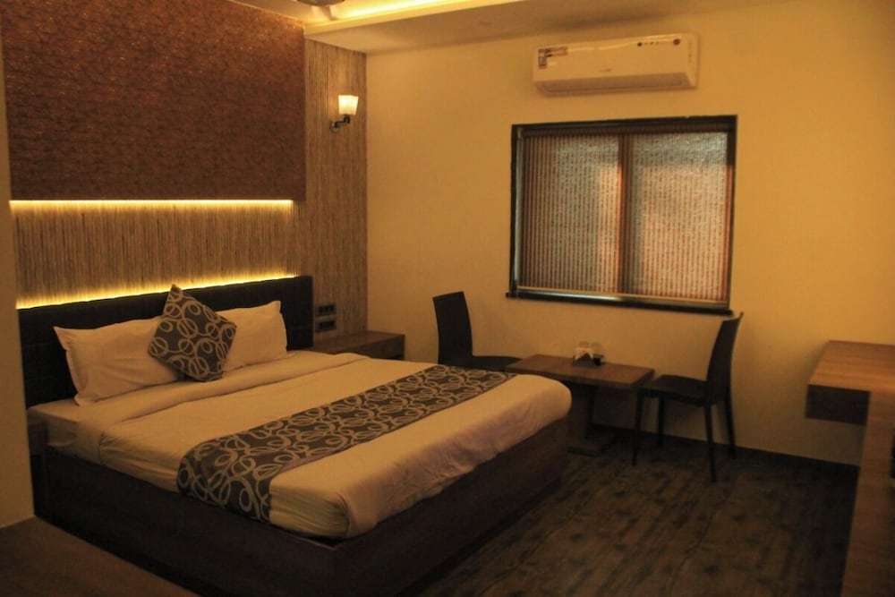 sahyadri guest house