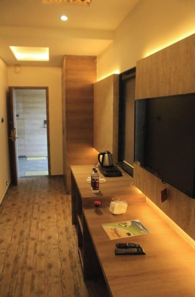 sahyadri guest house