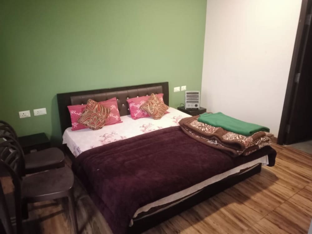 neem karoli green valley luxury villa