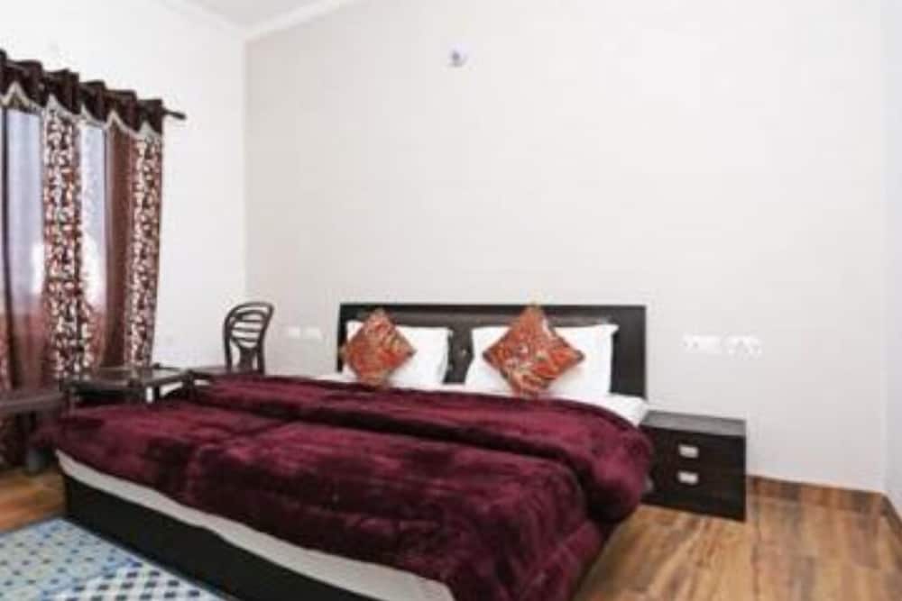 neem karoli green valley luxury villa