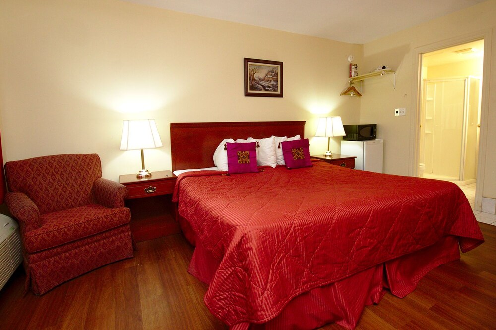 niagara lodge and suites