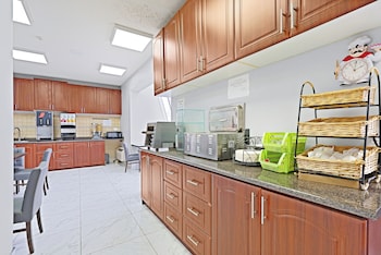 niagara lodge and suites