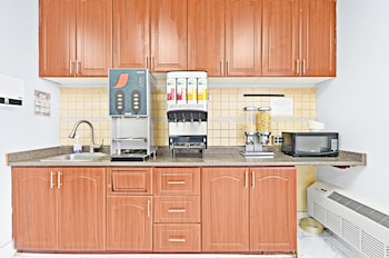 niagara lodge and suites