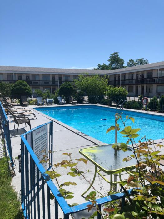 niagara lodge and suites