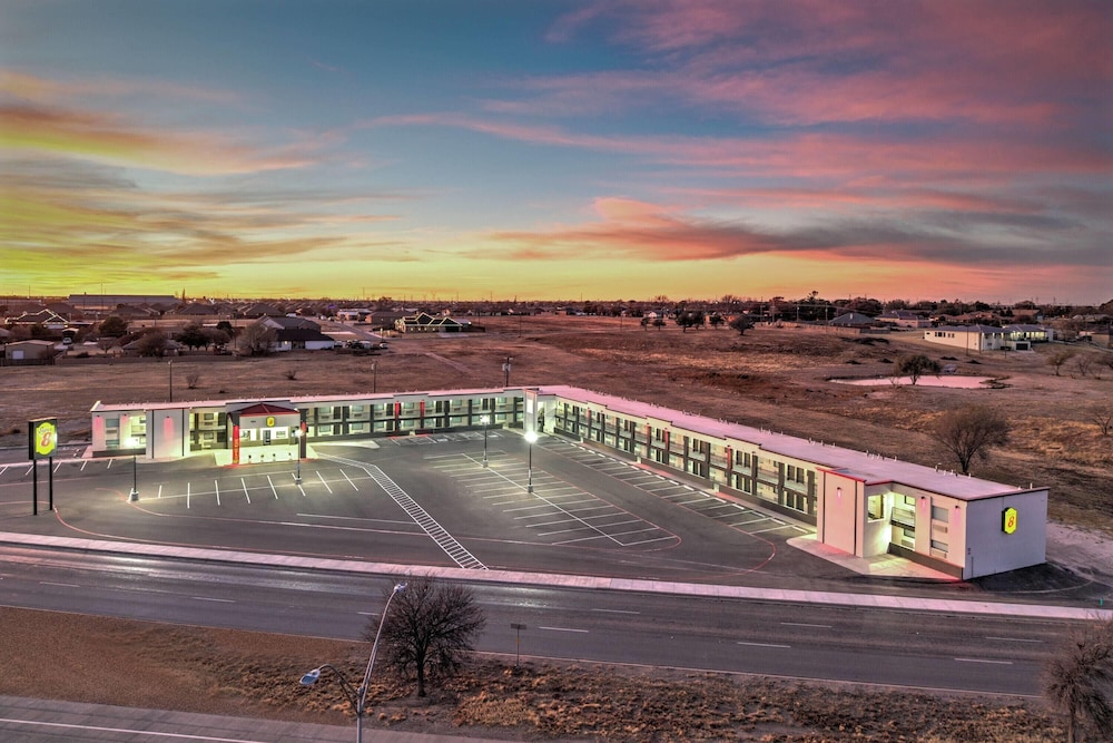 super 8 by wyndham lubbock airport