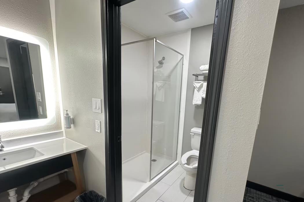super 8 by wyndham lubbock airport