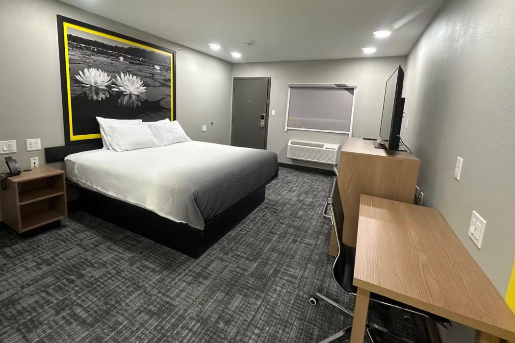 super 8 by wyndham lubbock airport