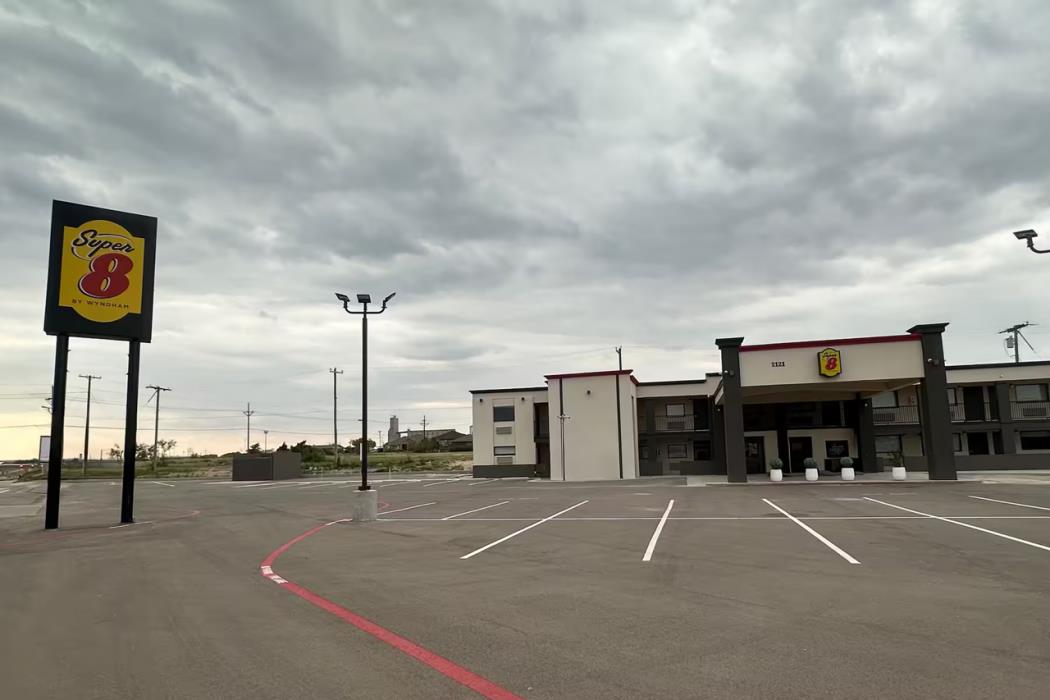 super 8 by wyndham lubbock airport