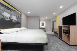 super 8 by wyndham lubbock airport