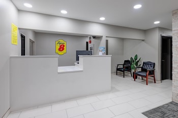 Super 8 By Wyndham Lubbock Airport,,2 star