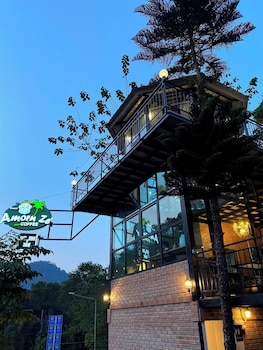 Smile Sky Hill Resort,,3 star