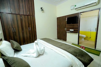 moon land hotel