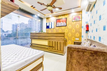 hotel kalyan and banquets